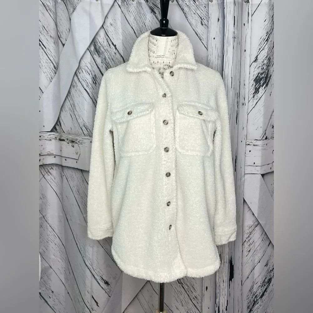 Universal Thread Shacket Fleece S